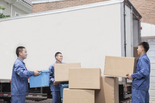 Shelving and storage options for homes in Friernbarnet